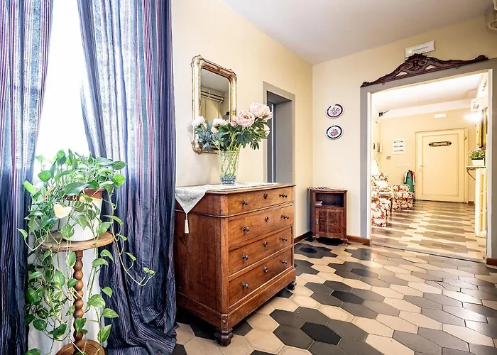 Guest house Bellevue House 4*