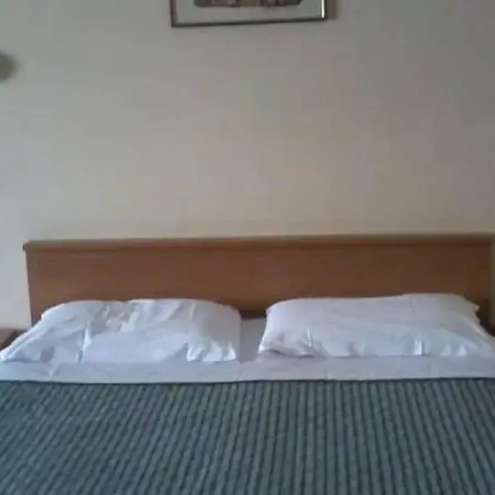 Bellevue House Guest house